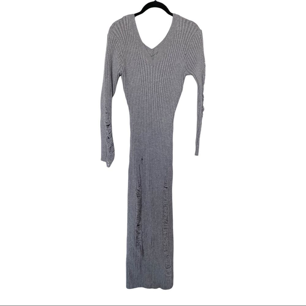 Fashion Nova V-Neck Distressed Ribbed Sweater Dress Size Medium